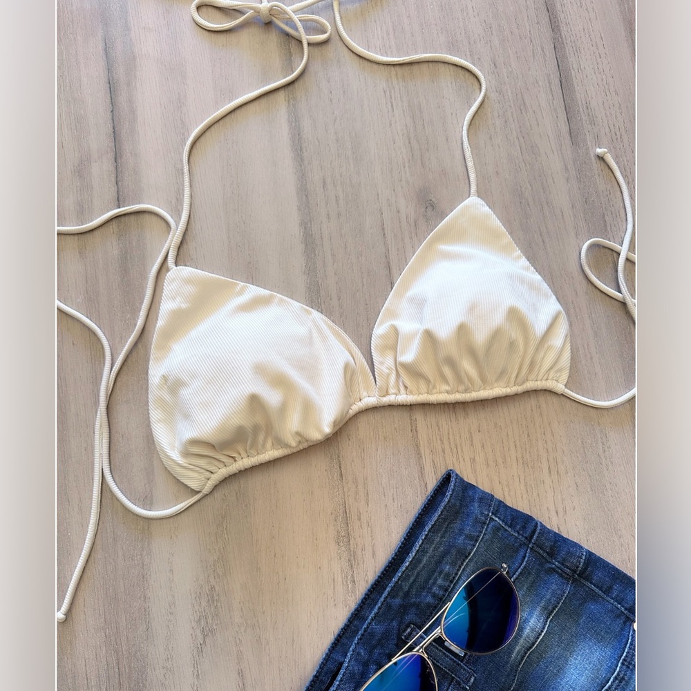 Ribbed Bikini Top
